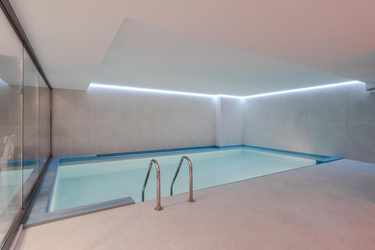Suites Plaza Hotel & Wellness - Housity