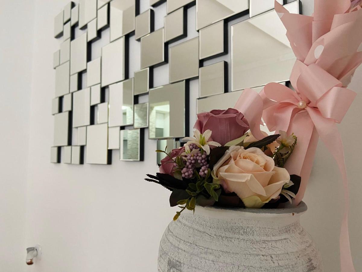 ROYAL KING Apartment - Housity
