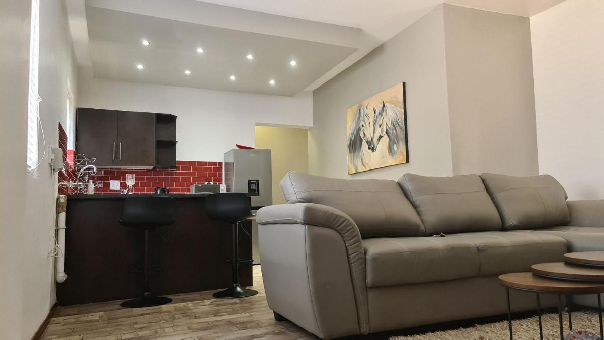 Platinum Apartment - Housity