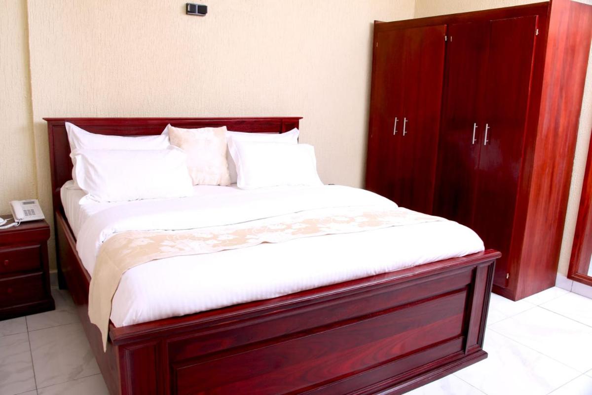 Residence Le Bonheur - Serviced apartment by Douala Airport/Mall - Housity