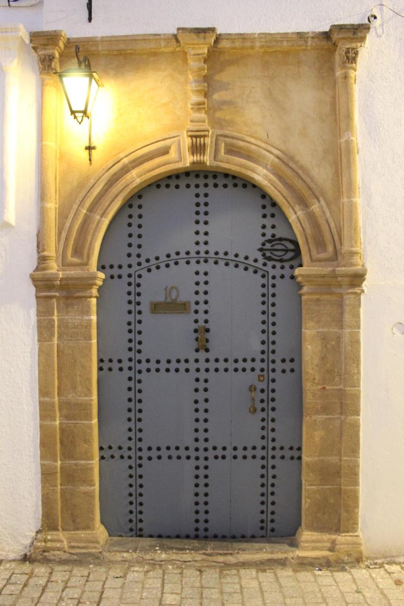 Riad Amaris - Housity