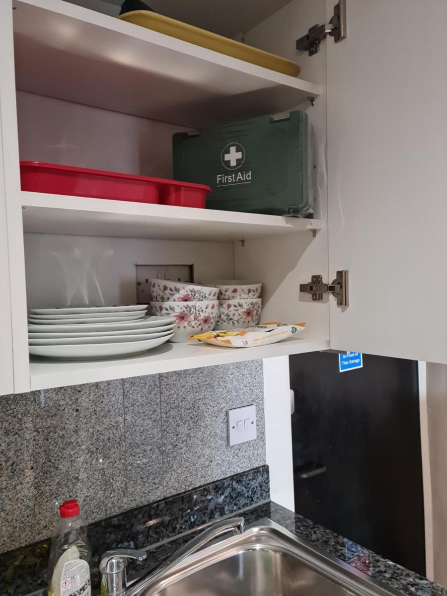 Exclusive Private One Bedroom Suite - Housity