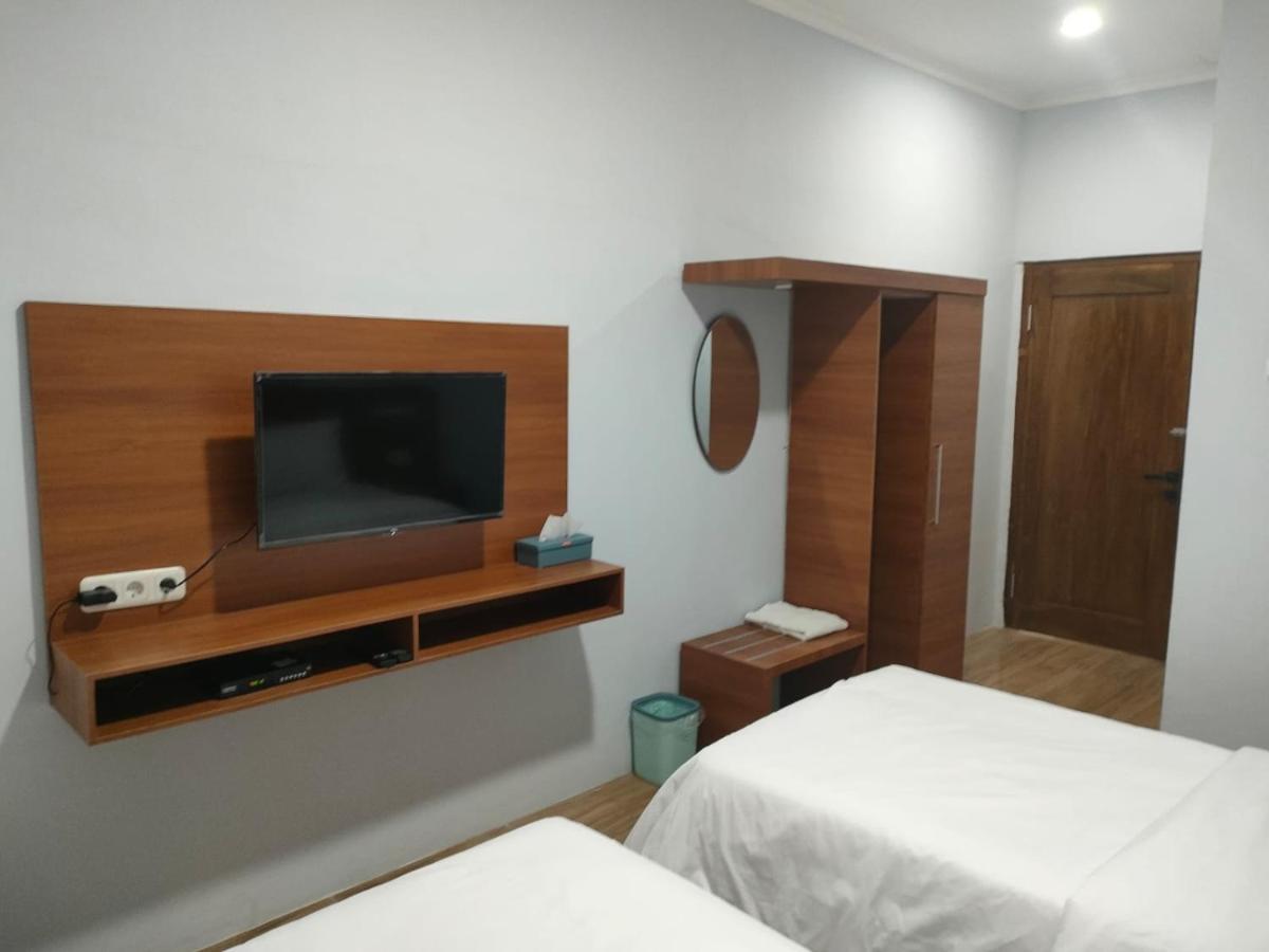 Penginapan Tentrem - Housity