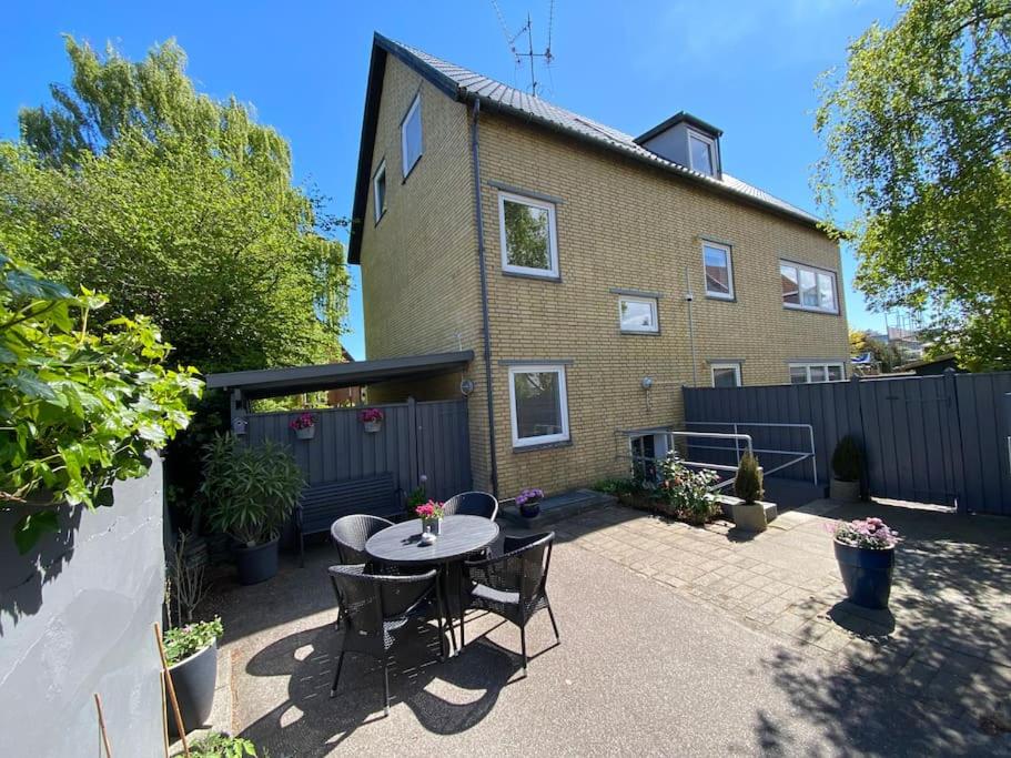 Suitetrails - NICE TOPFLOOR STUDIO APARTMENT