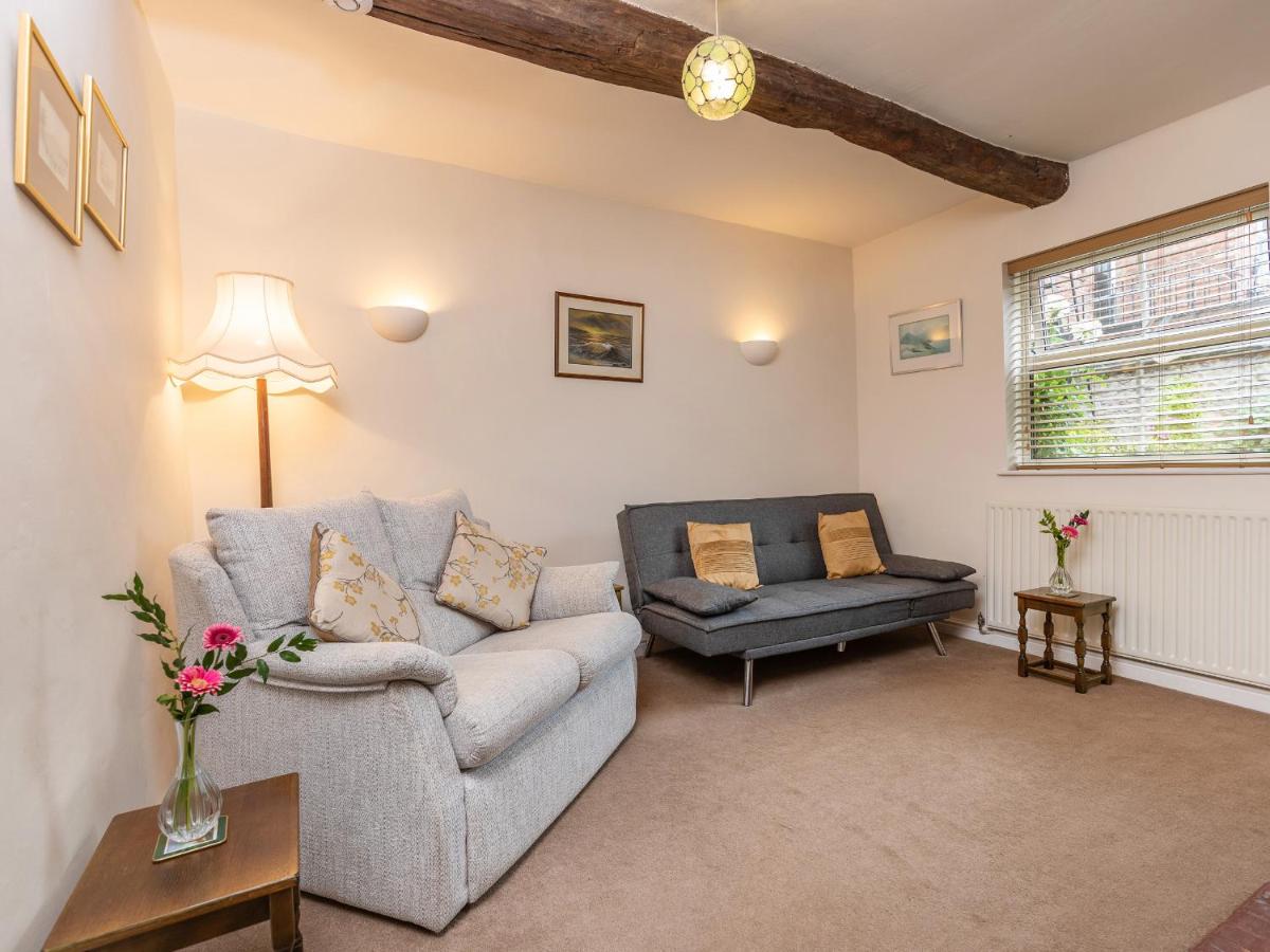 The Georgian Cottage - Housity