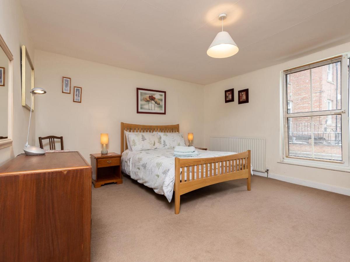 The Georgian Cottage - Housity