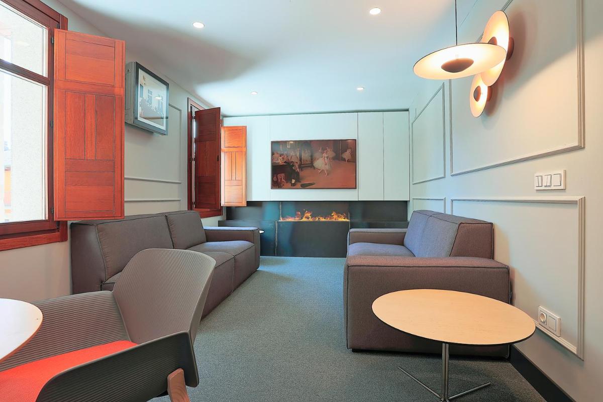 Azotea Suites - Hizvo