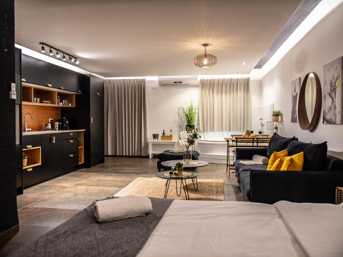 סוויטות אושר בגולן - Housity