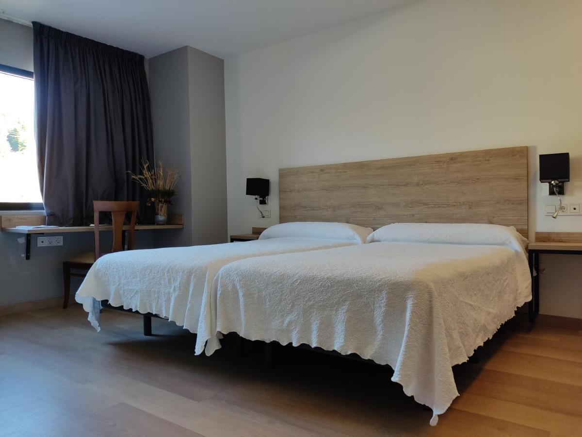 Hostal los Rosales - Housity