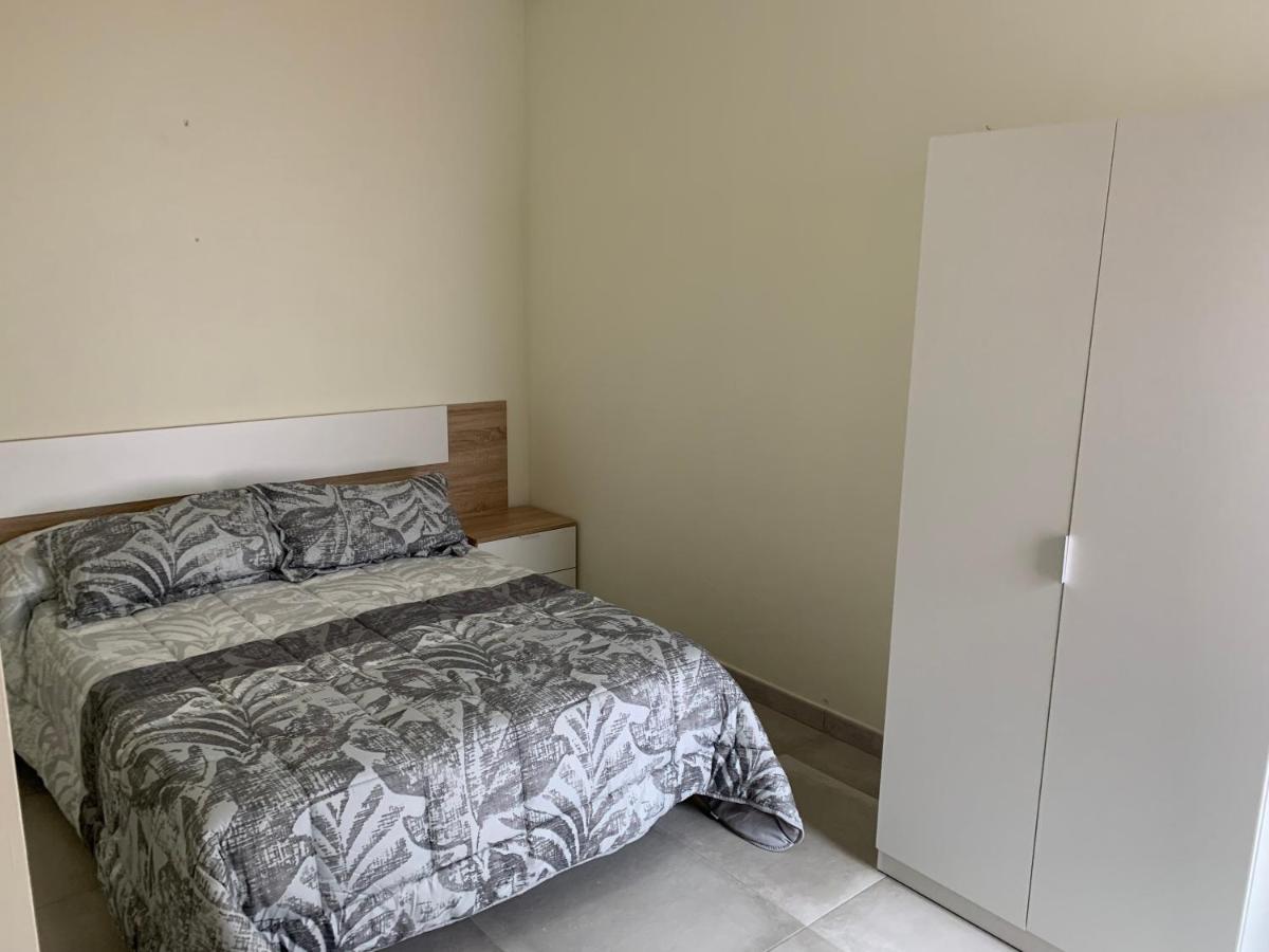 La Villa Hostal - Housity