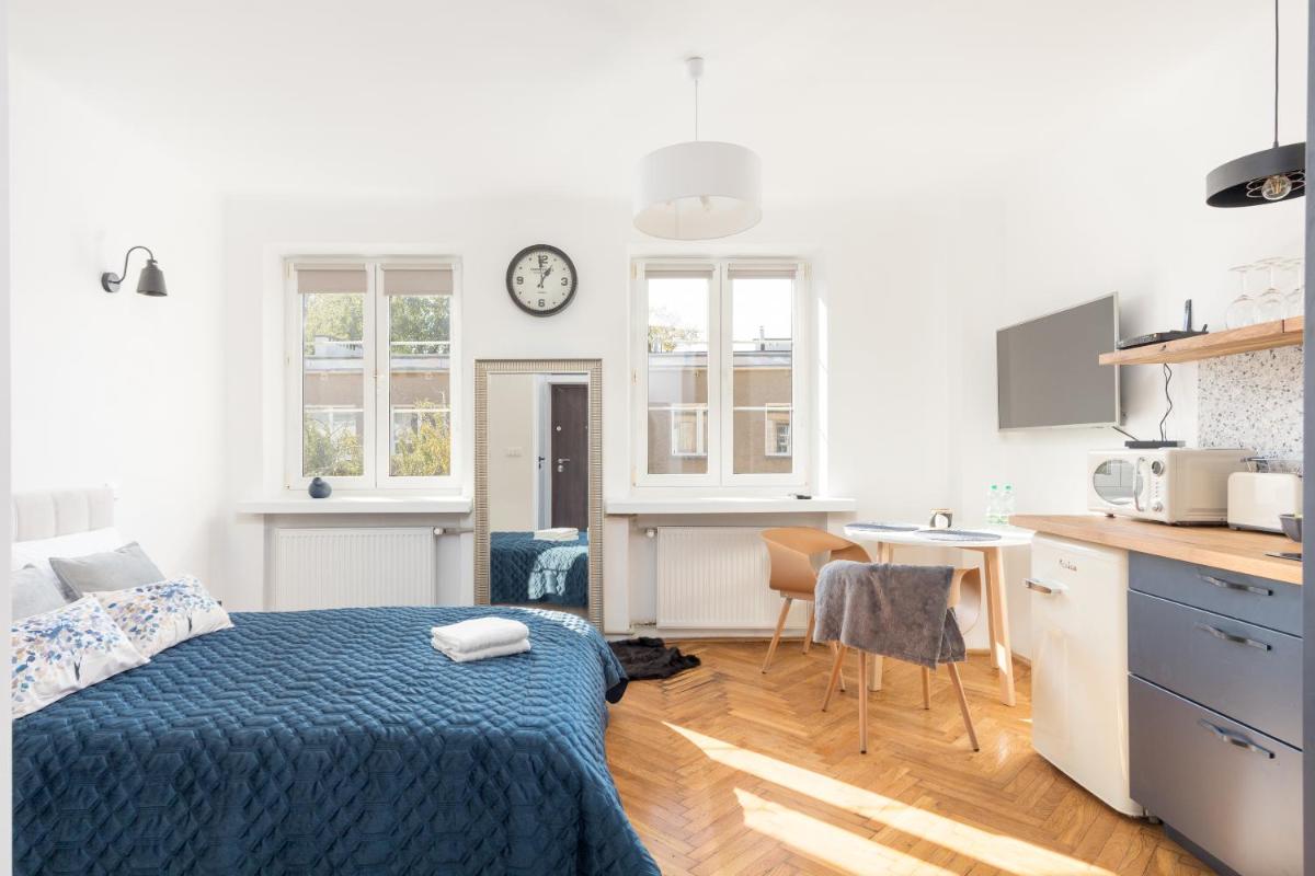Old Town Velvet Studio - Housity