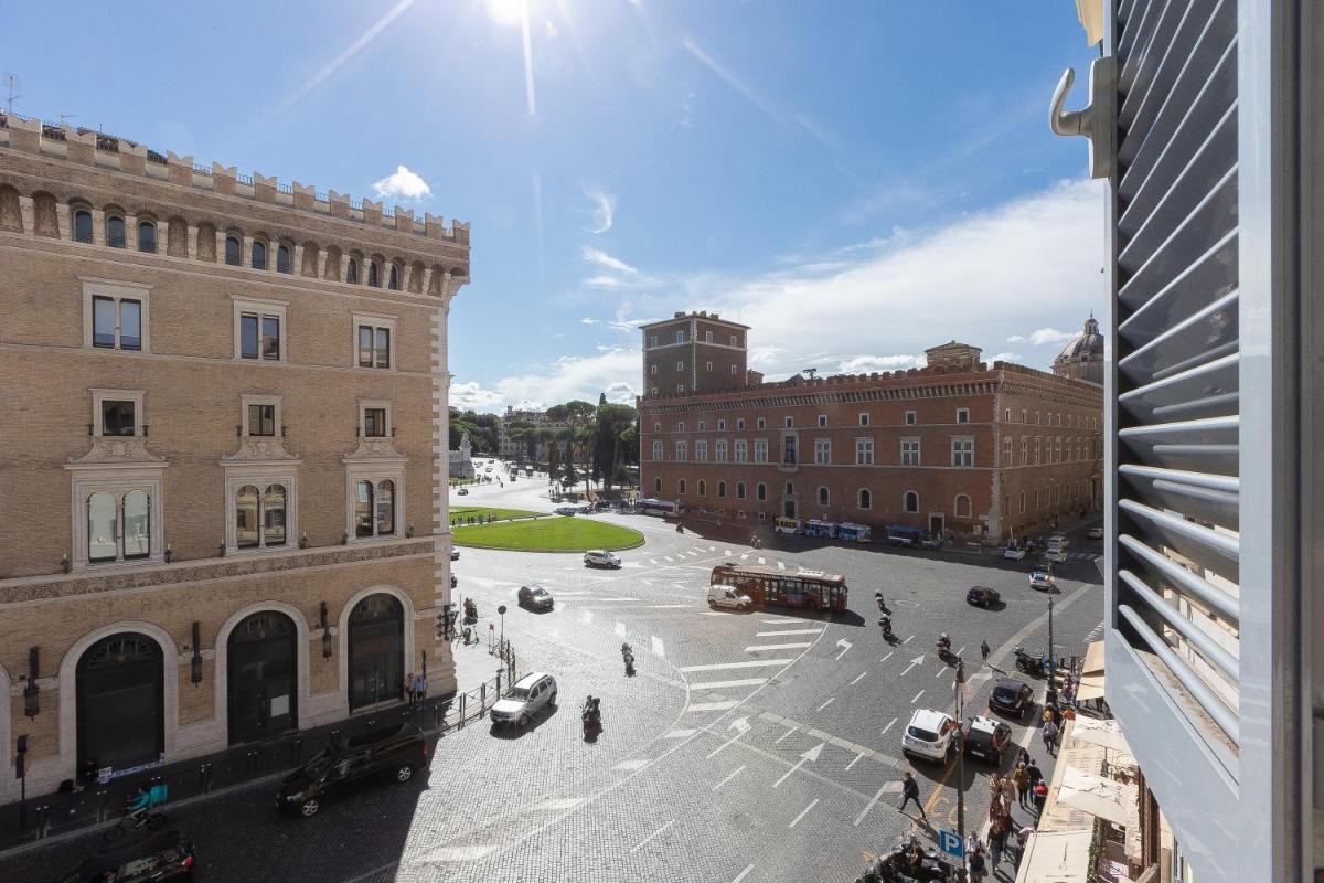 Hotel Castellino Roma - Housity