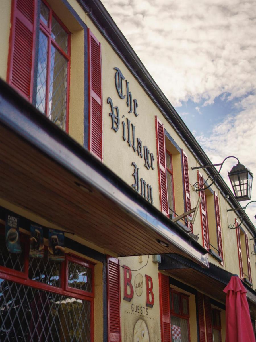 The Village Inn - Housity