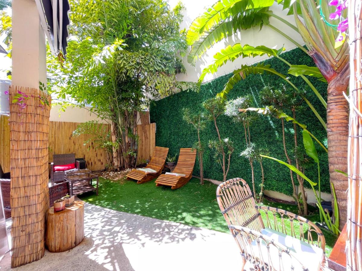 Cento Collins Stays by Mercury South Beach - Housity