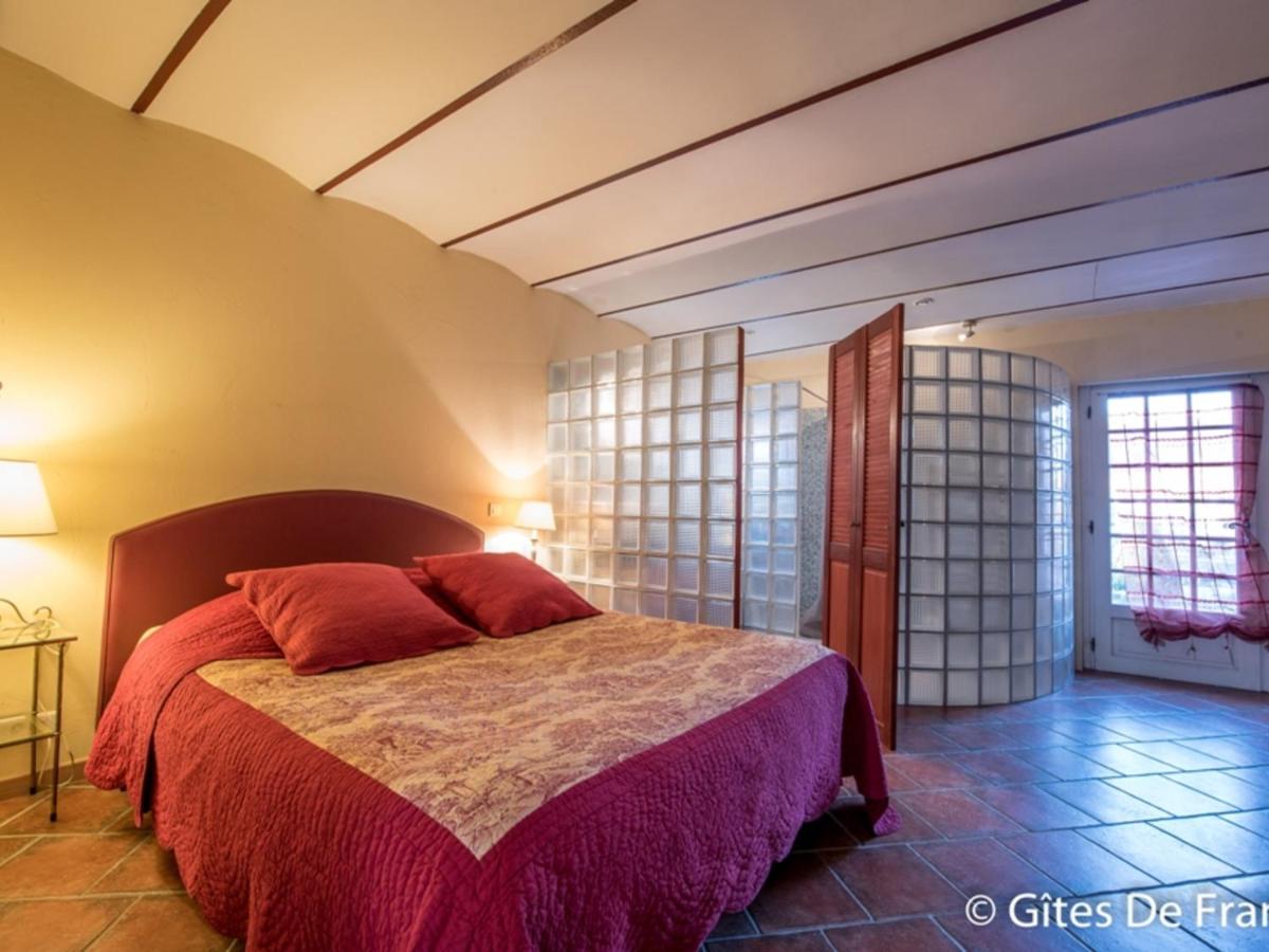 Gîte Chappes, 2 pièces, 2 personnes - FR-1-630-194 - Housity