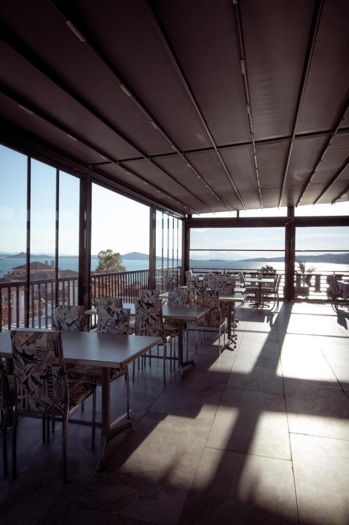Carpe Diem Hotel - Housity