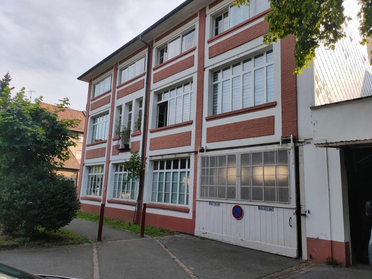 Lumineux Appartement Free Parking Nature Ville tt équipé - Housity