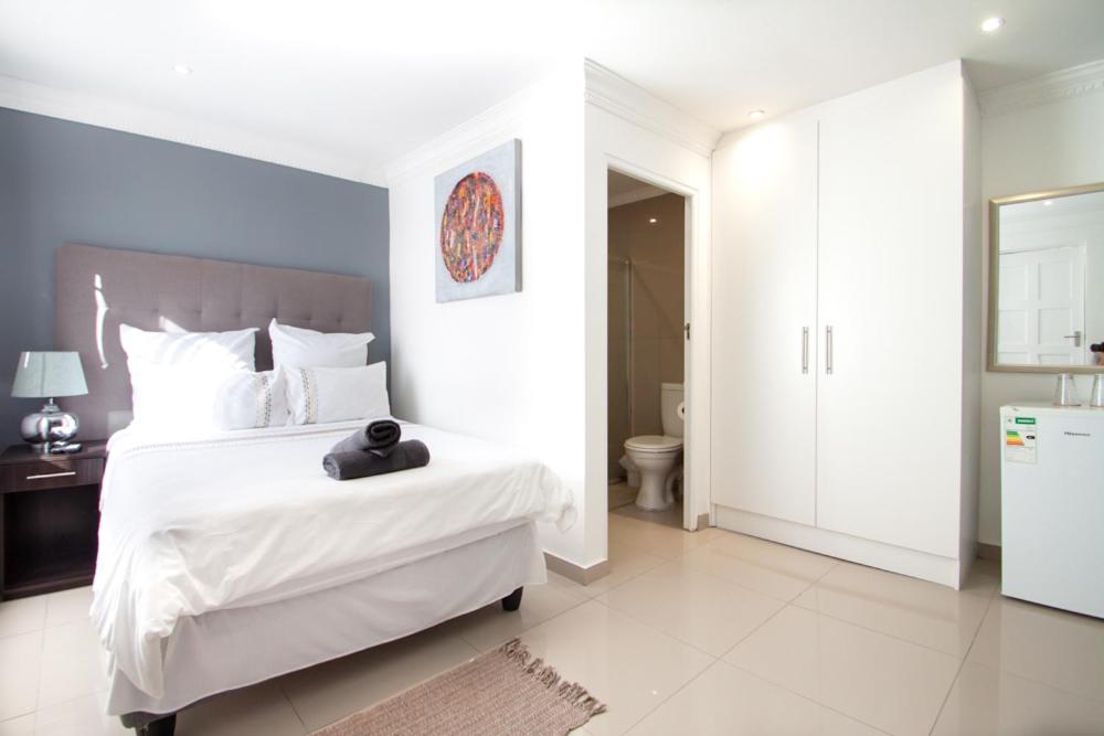 Muxima Guest House - Housity