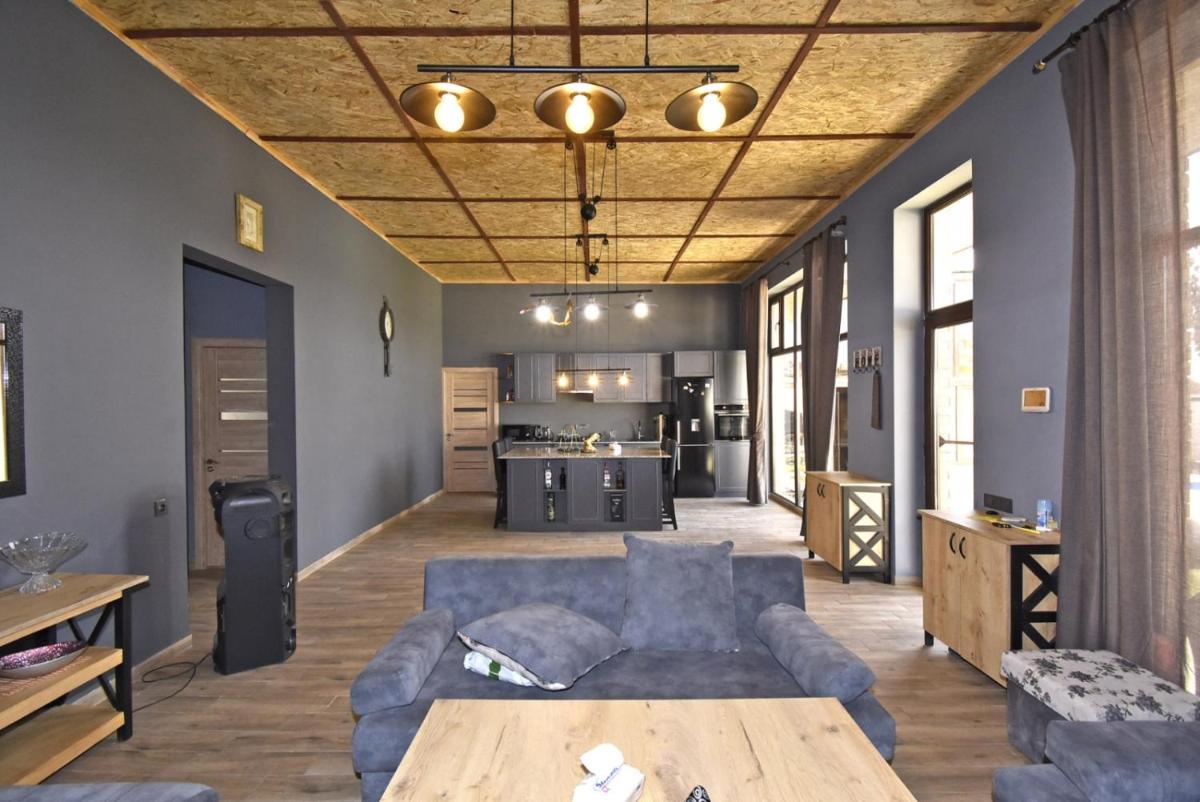 Luxury Villa near Yerevan - Housity