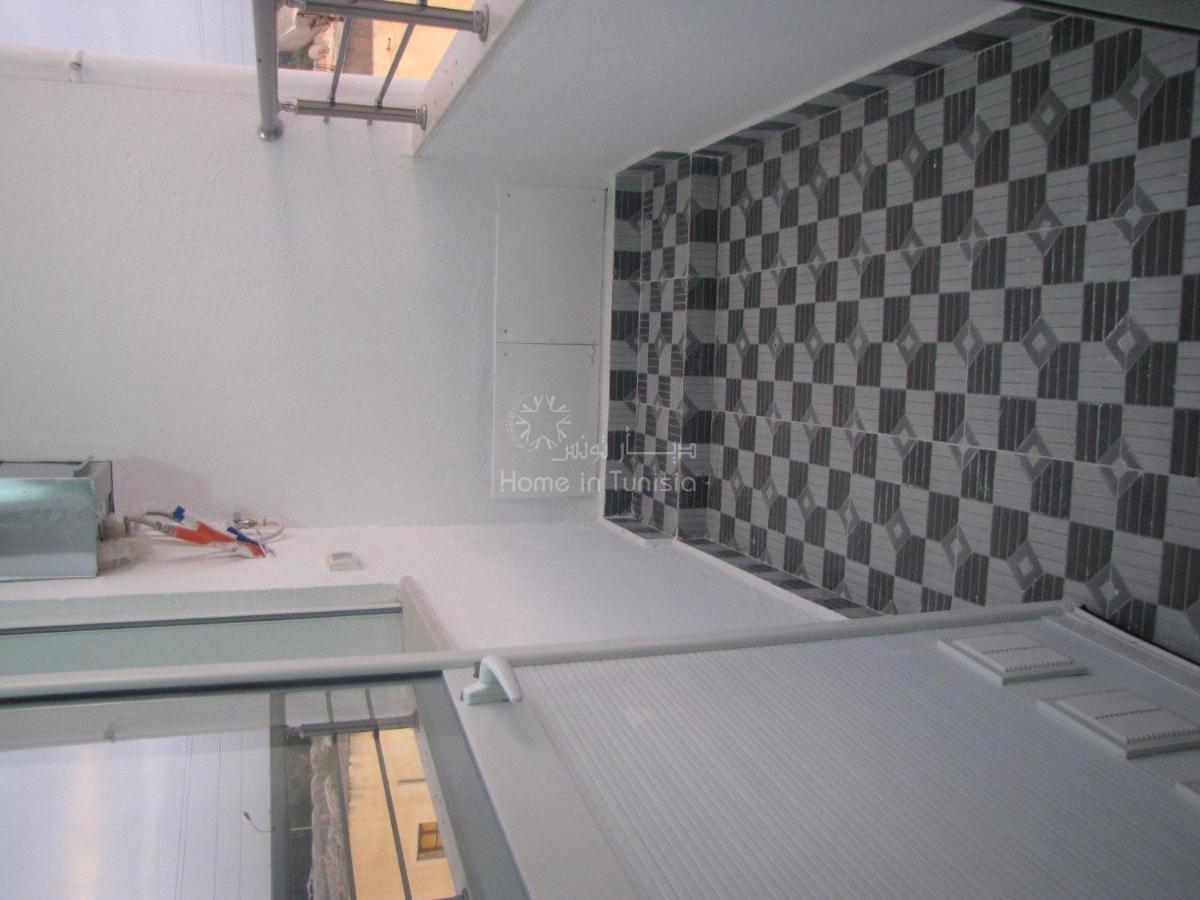 Joli appartement a chott mariem - Housity