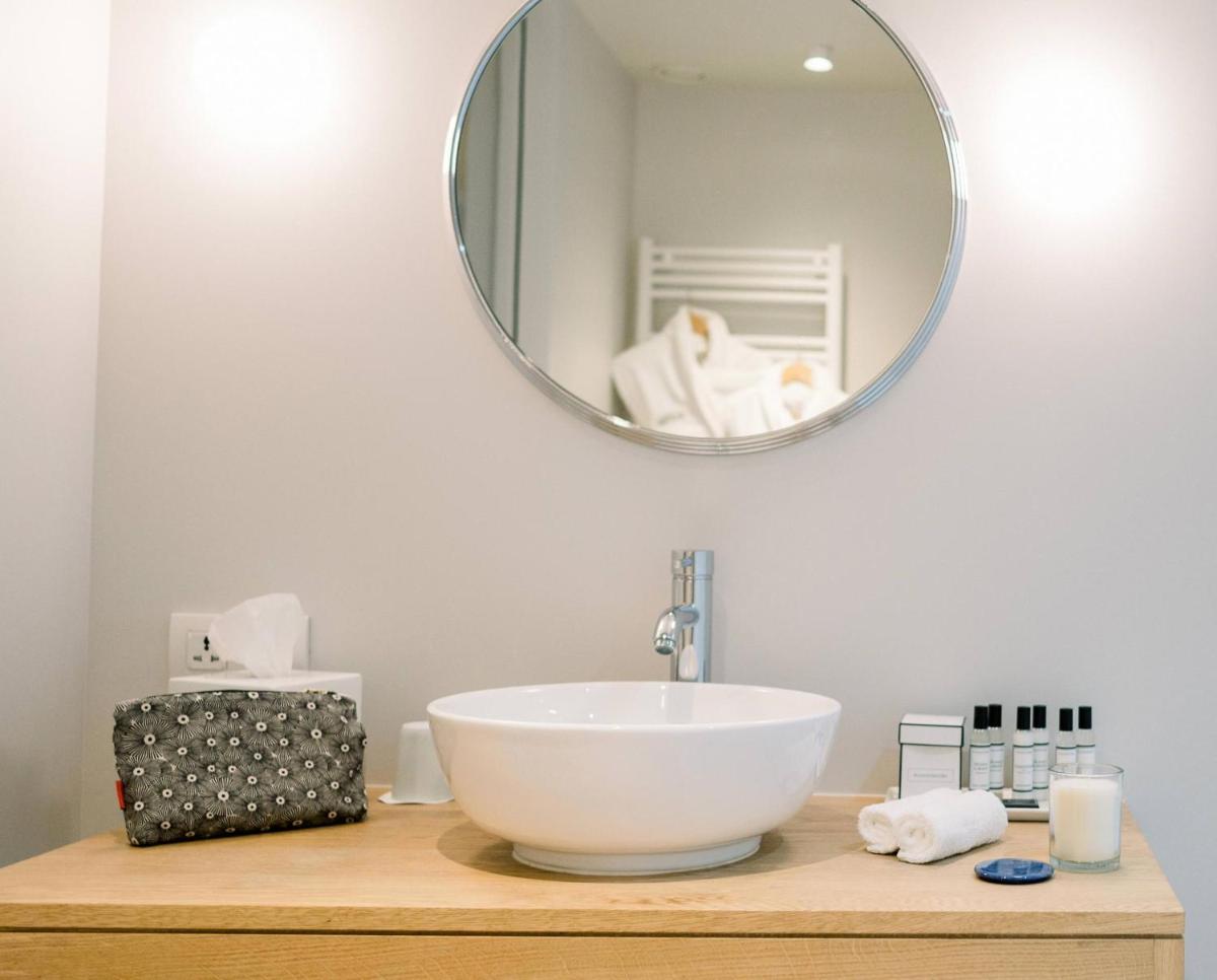 Salle de bains dans l'établissement Château L'Hospitalet Wine Resort Beach & Spa