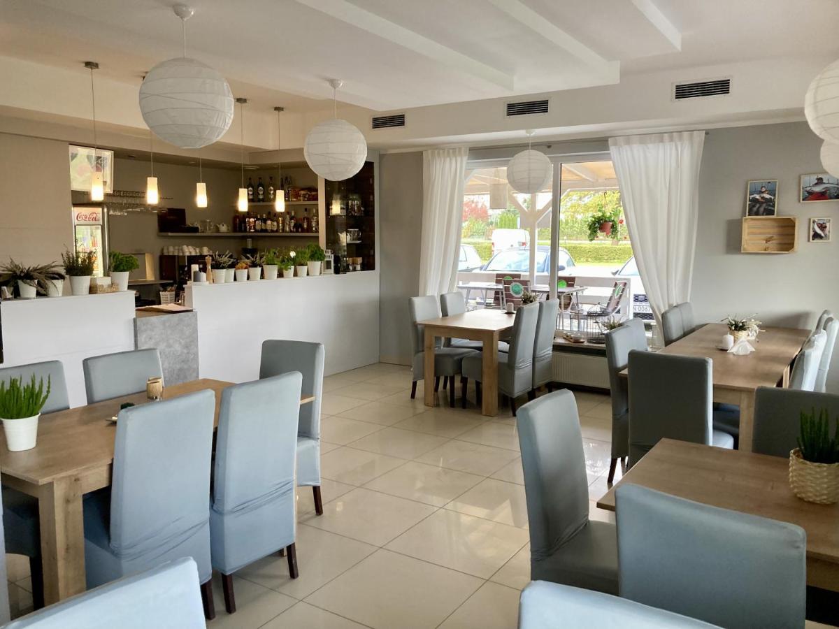 Hotel Solec - Housity