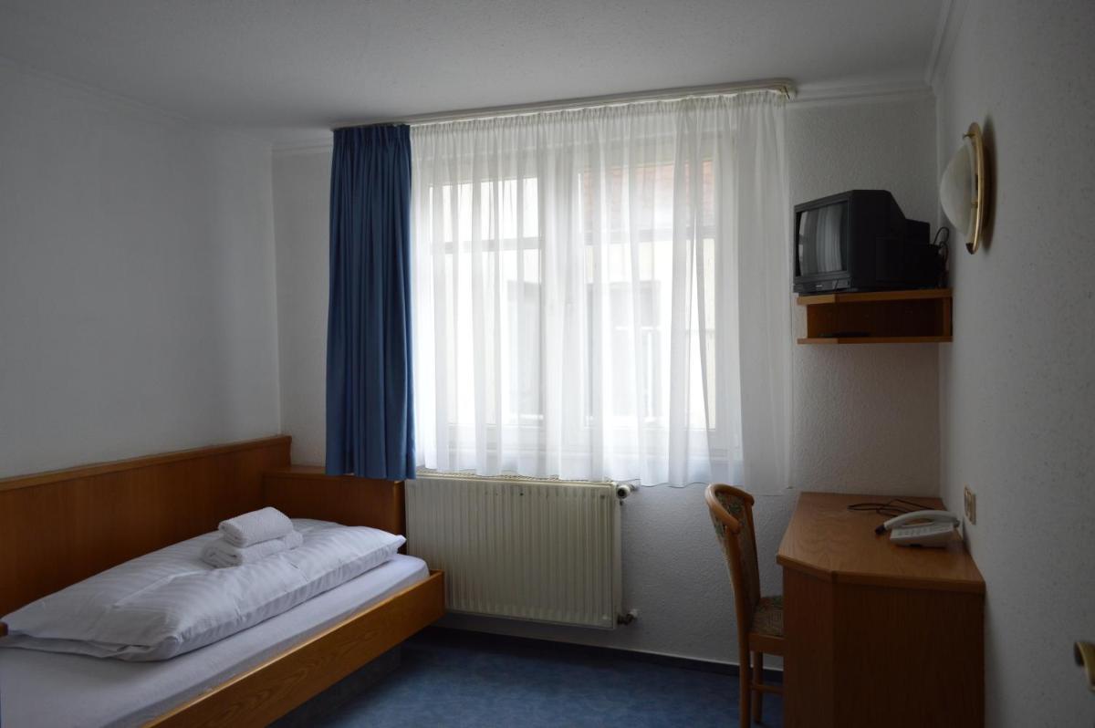 Gasthof Hotel Löwen - Housity