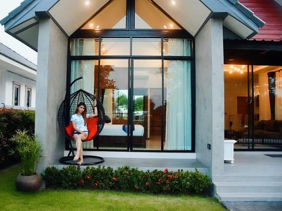 BAAN DALAH POOL VILLA - Housity