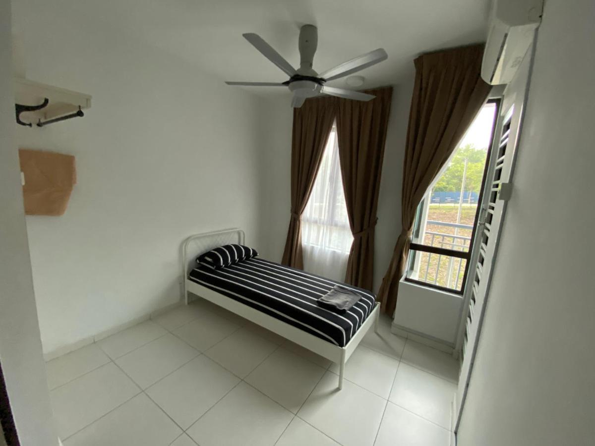 The Heights Residence Homestay - Housity