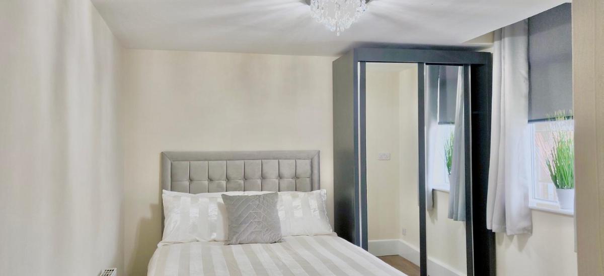 Marmaduke Apartments - Entire Apartment Close to City Centre - Housity
