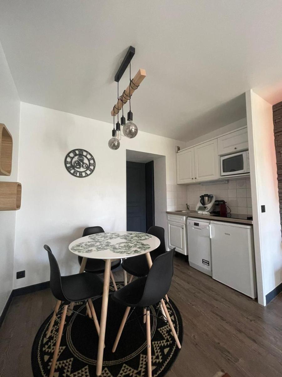 Appartement Design 4 personnes Deauville , parking,piscine privée - Housity