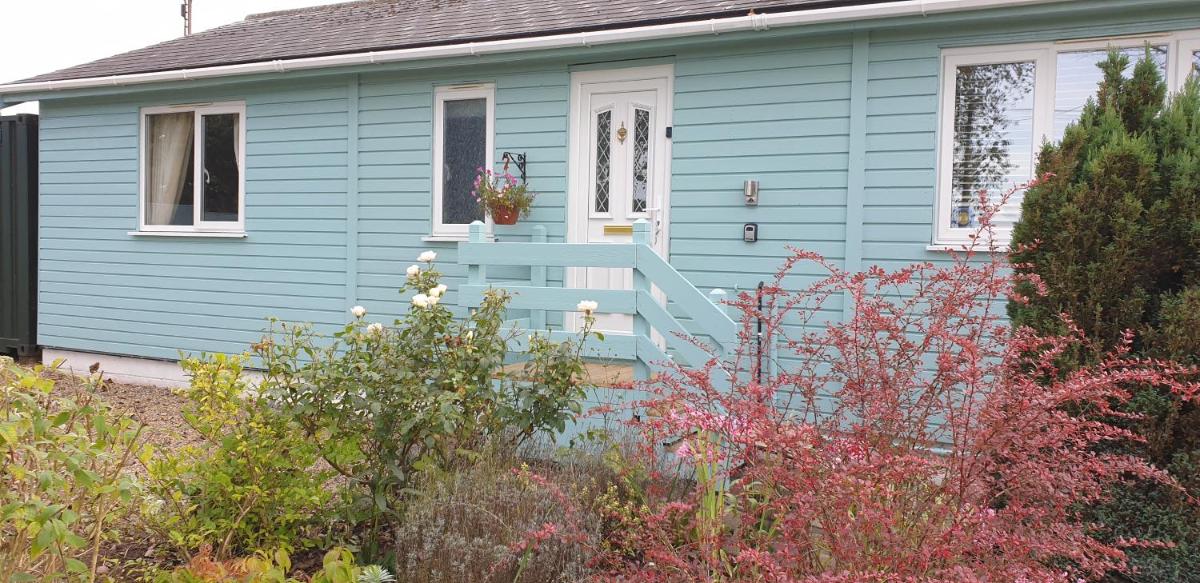 The Cabin,Kings Lane,Weston - Housity