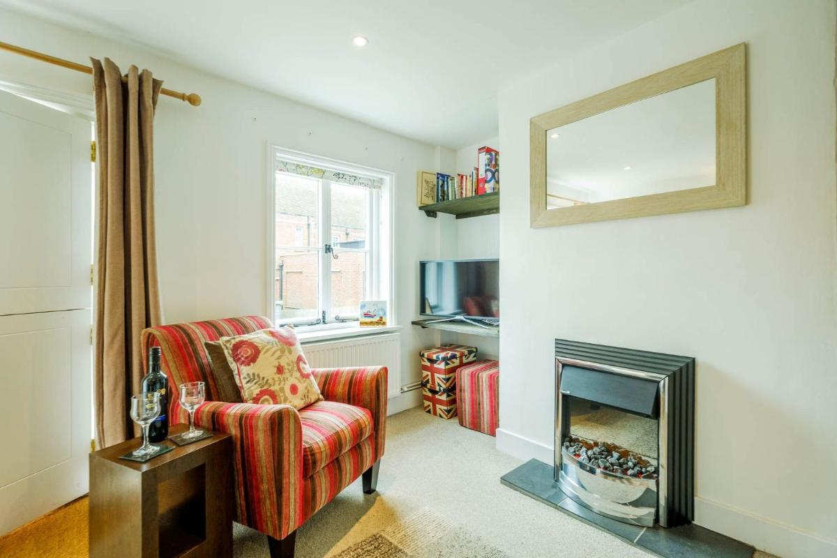Poppy Cottage - Aldeburgh Coastal Cottages - Housity