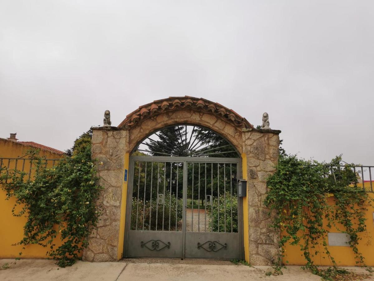 Casa chalet en el campo - Housity