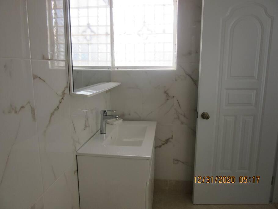 Pelicano Tropical Paraiso Samana - Housity