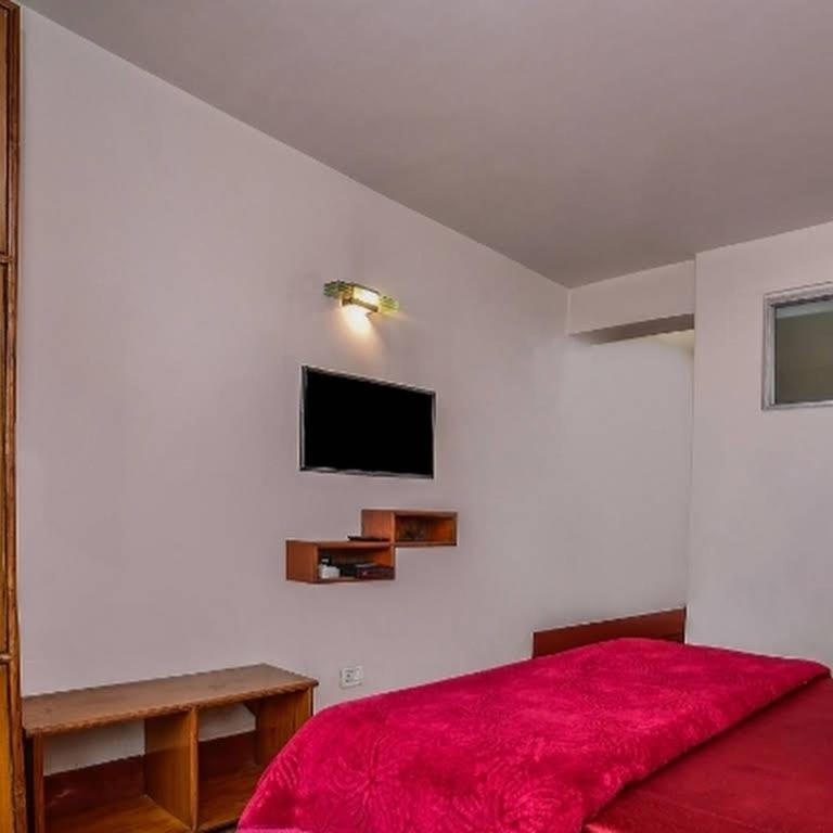 Odyssey's Hi De Stay - Housity
