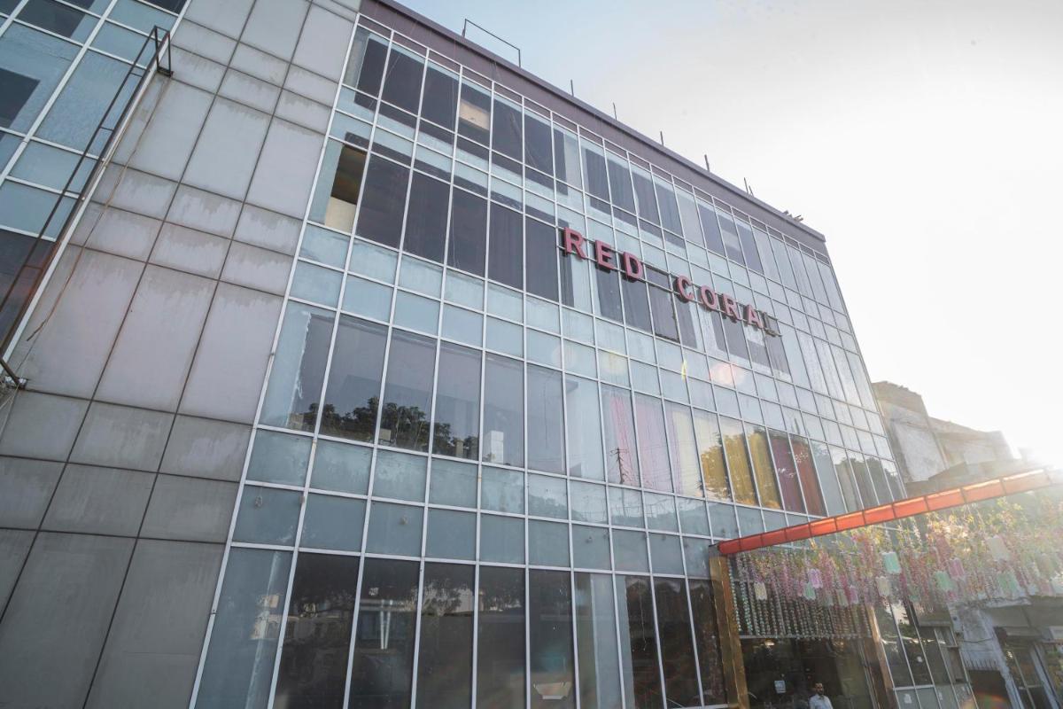 Hotel Red Coral By F9 Hotels - Housity