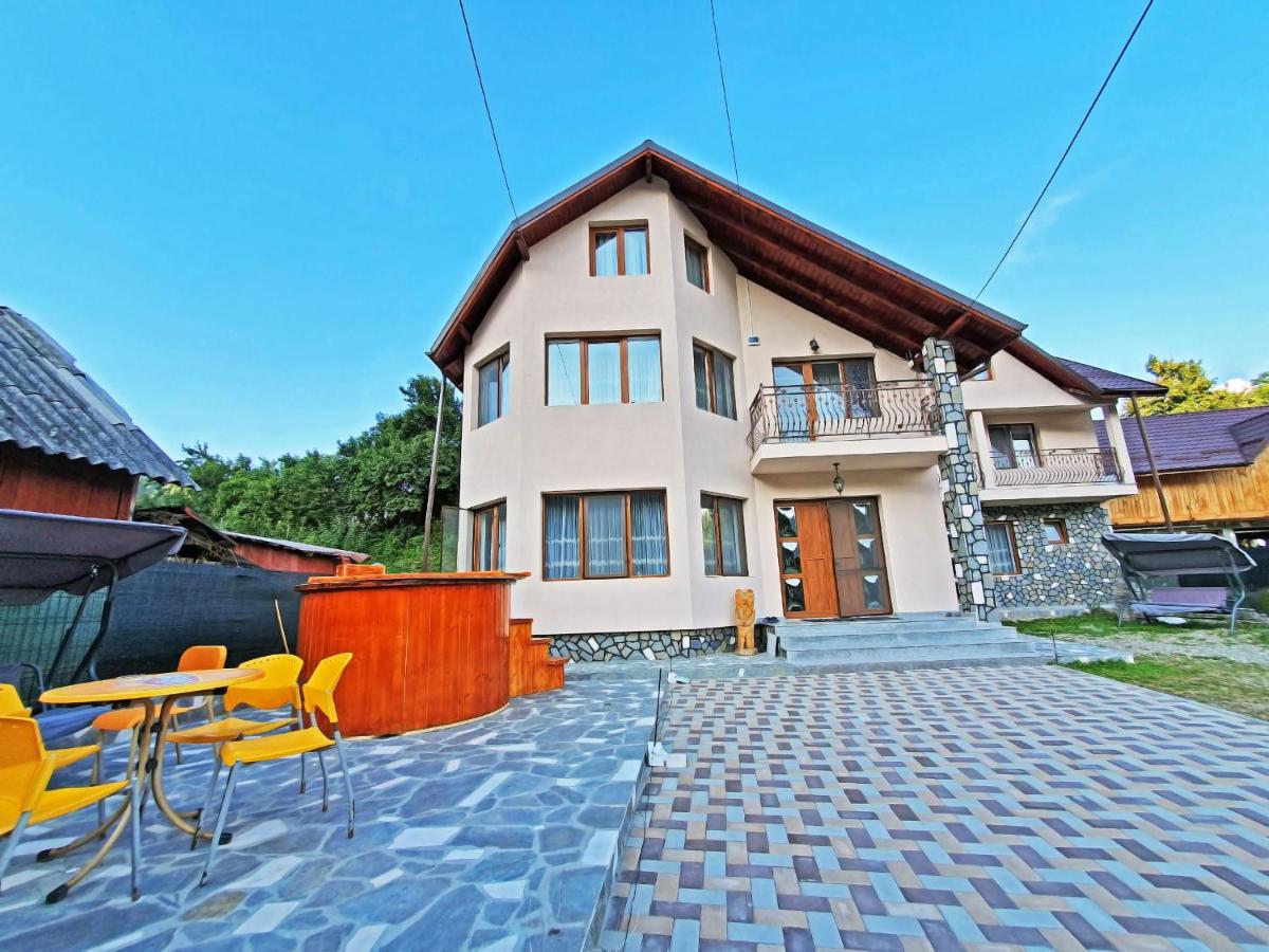 Pensiunea Dorul de Munte nr 222 - Housity