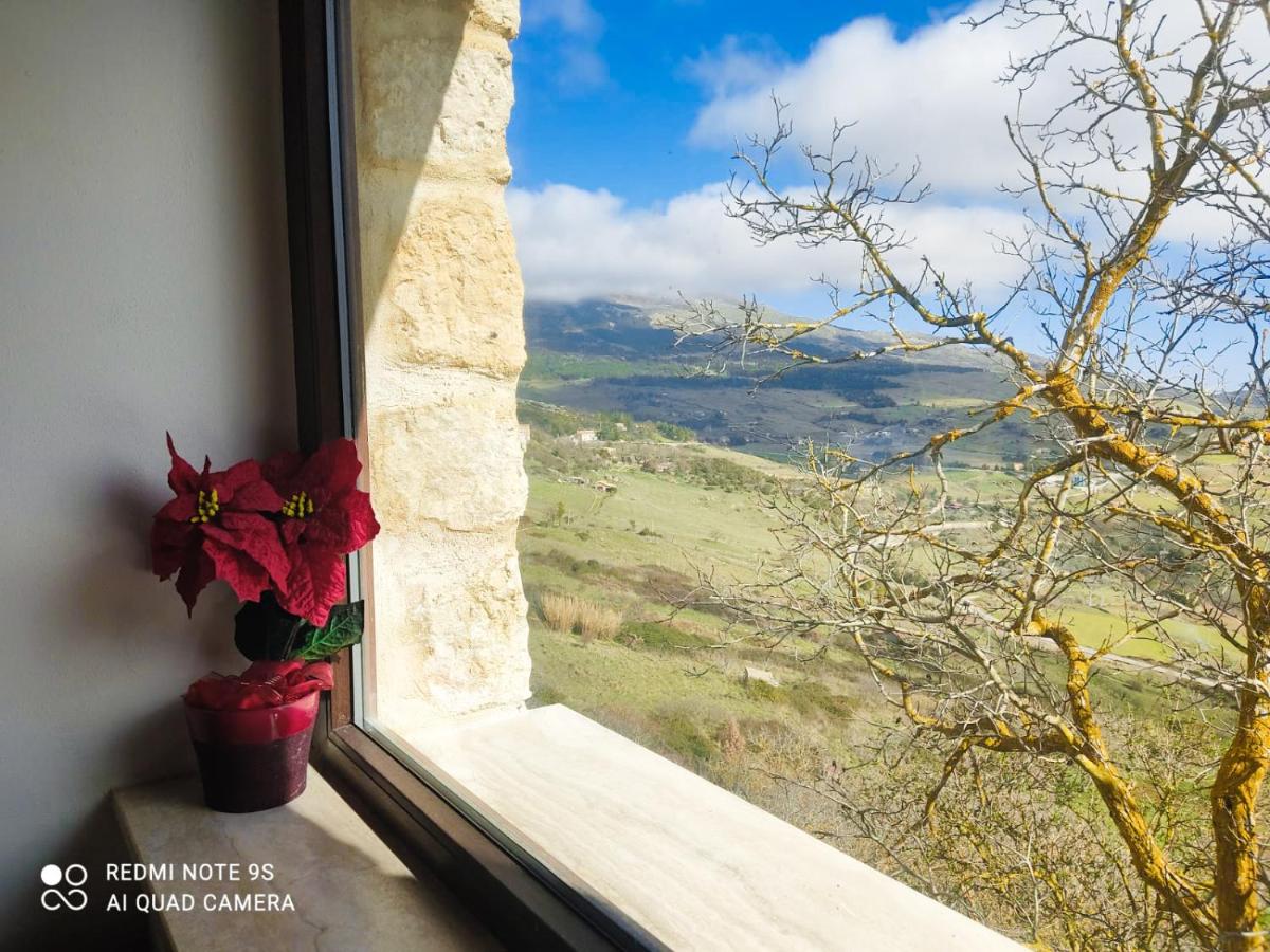La Casa del Poeta , un romantico chalet da mille e una notte - Housity