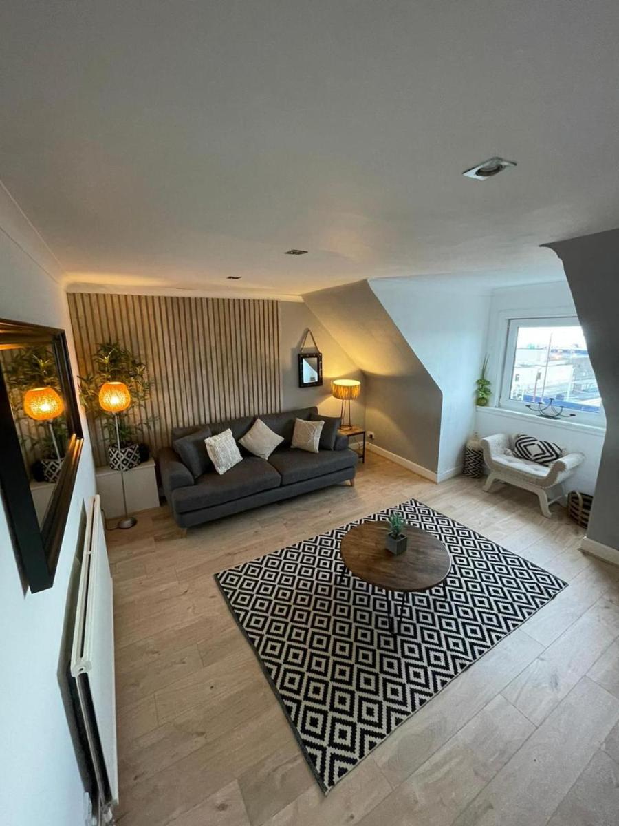 Sugarboat View - Housity