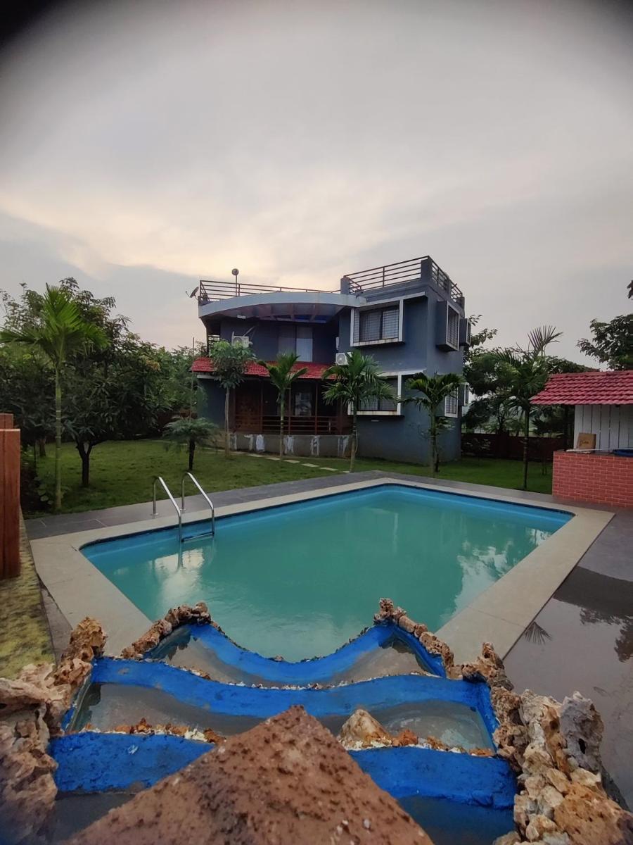 Karjat - 3 BHK Private Bungalow with Private Pool & Garden - Hizvo