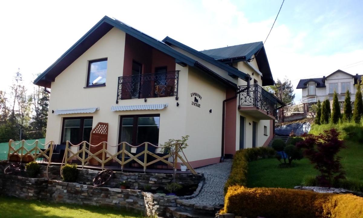 Zamkowe Zacisze - Housity
