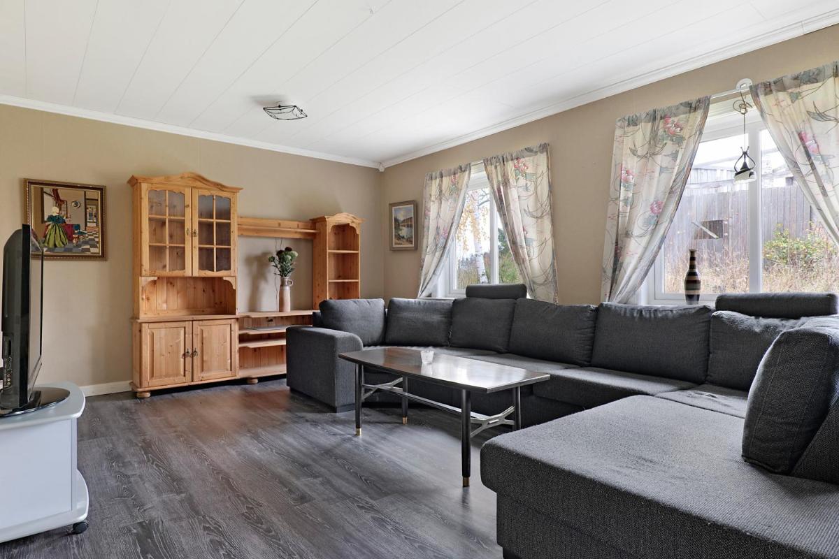 Suitetrails - Large spacious 4BR house perfect for workers near wind farms