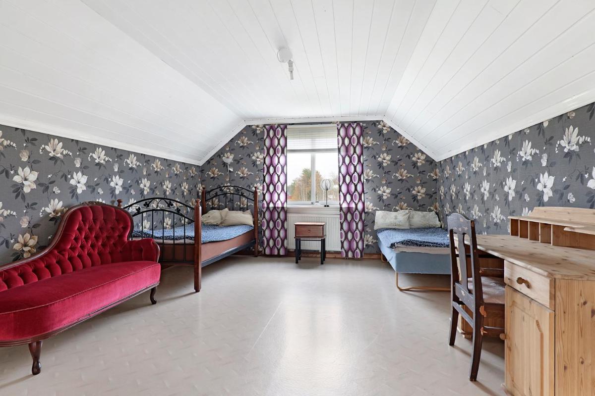 Suitetrails - Large spacious 4BR house perfect for workers near wind farms