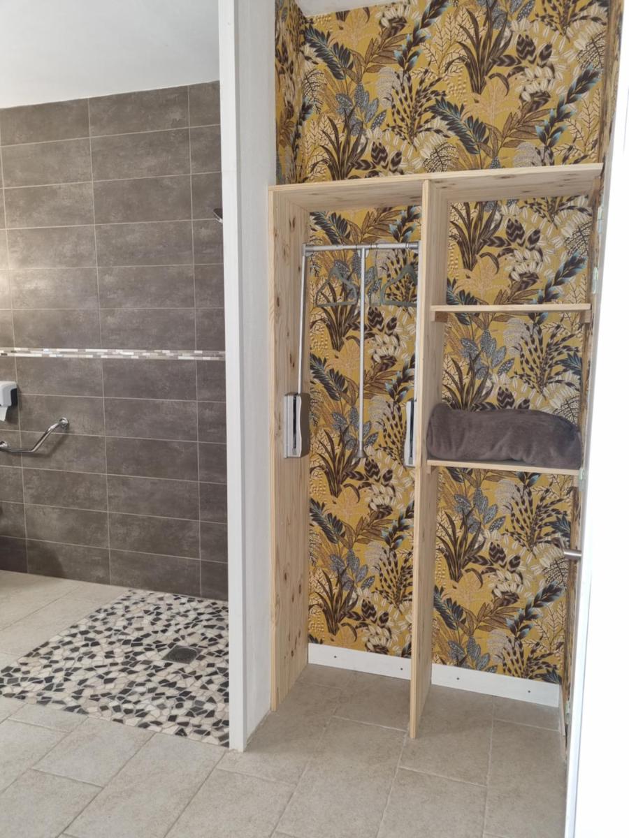 Hotel Café de la Gare - Housity