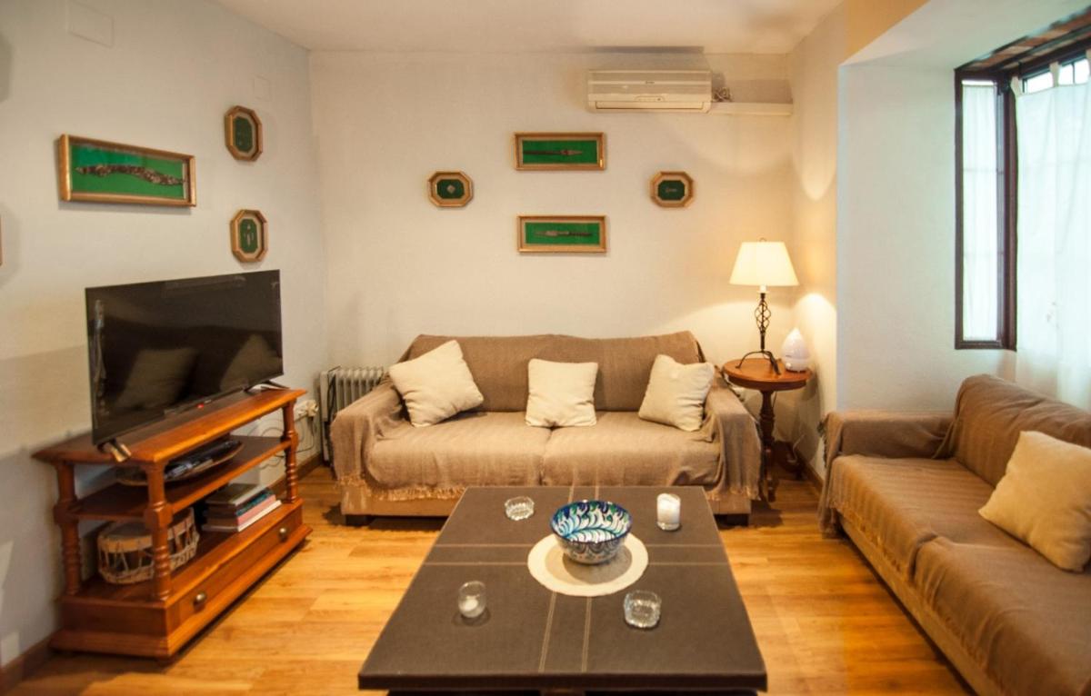 Casa del peregrino Torre de la Muralla------- casa completa de 2 dormitorios - Housity