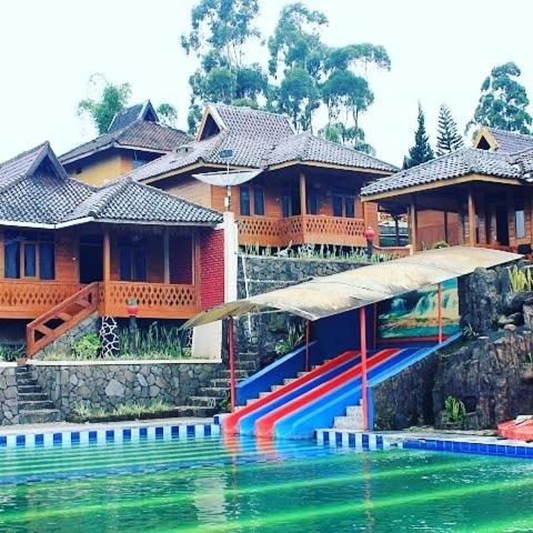 Villa Ciwidey Resort - Housity
