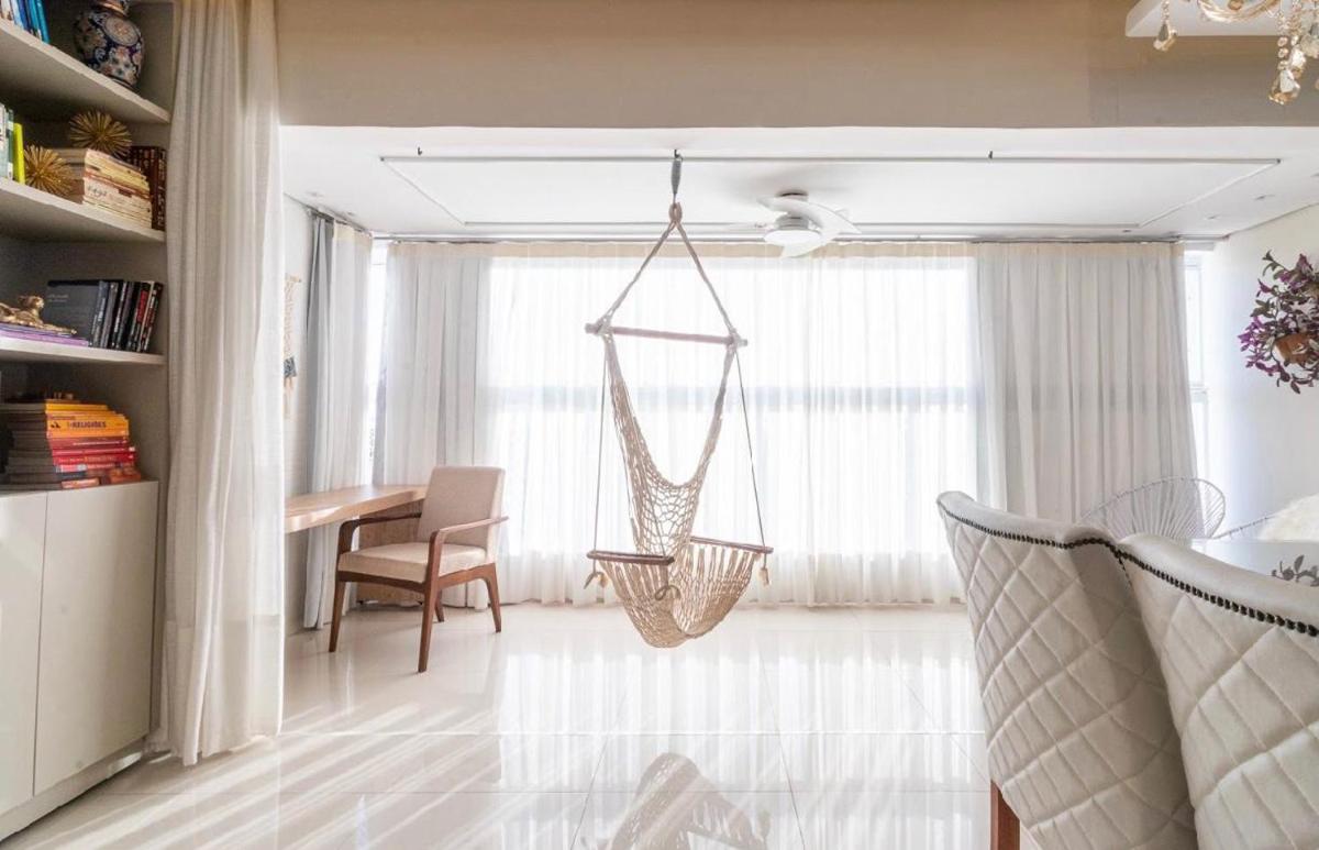 PALMAS EXPERIENCE - APARTAMENTO LUXUOSO, vista lago, próximo ao shopping - Housity