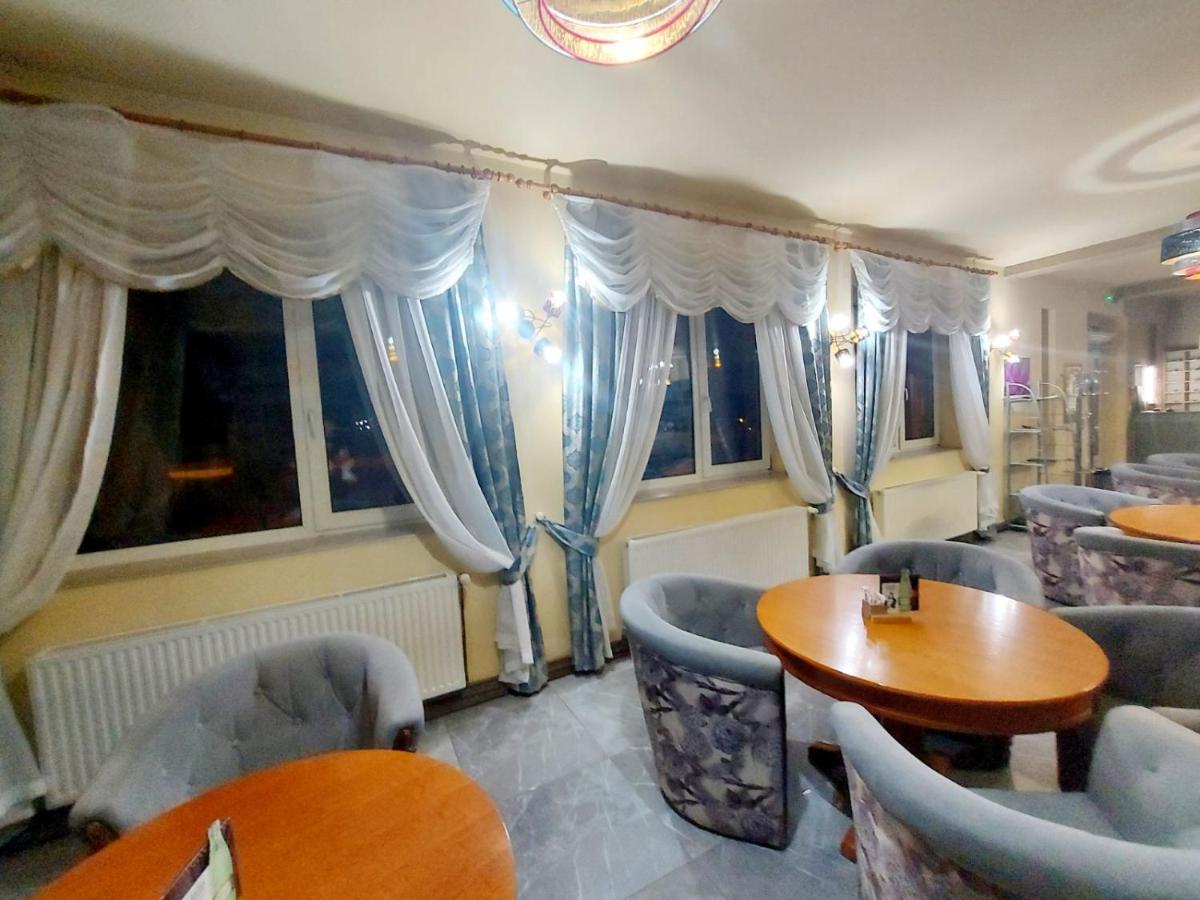 Hotel Villa Valpovo - Housity