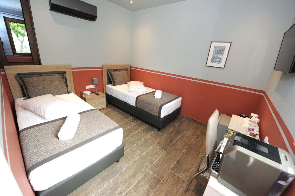 Camping & Bungalows Castle View - Housity